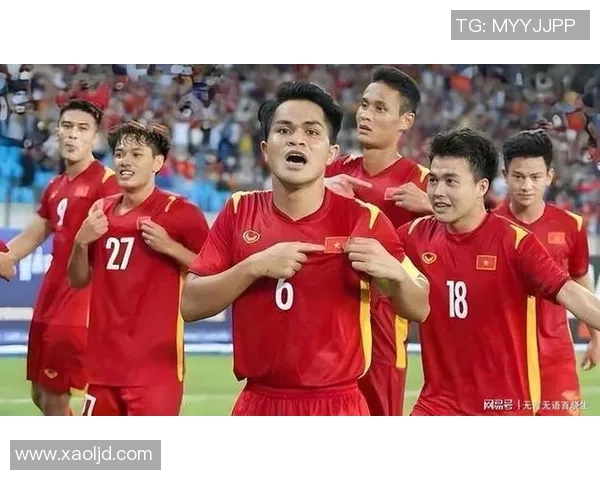 中国足球迷热议韩国足球重播现象背后的文化与市场影响