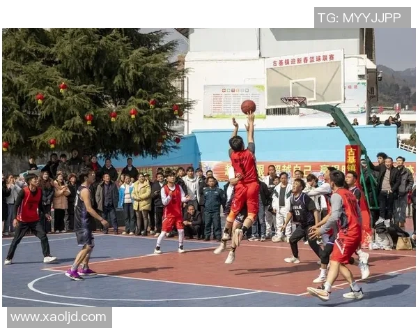 明星篮球课堂：与偶像一起学习篮球技巧，提升你的球场表现与自信心